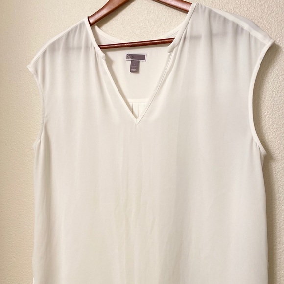 Chelsea28 Pleat Back Top - Picture 8 of 12